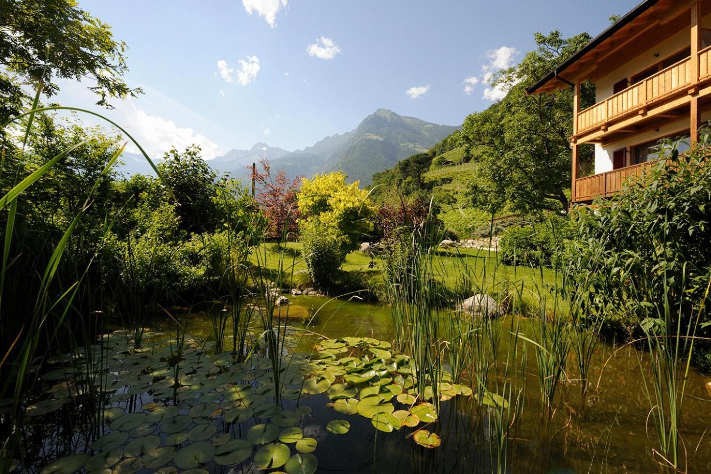 Hotel Garni Partaneshof Merano Exterior photo