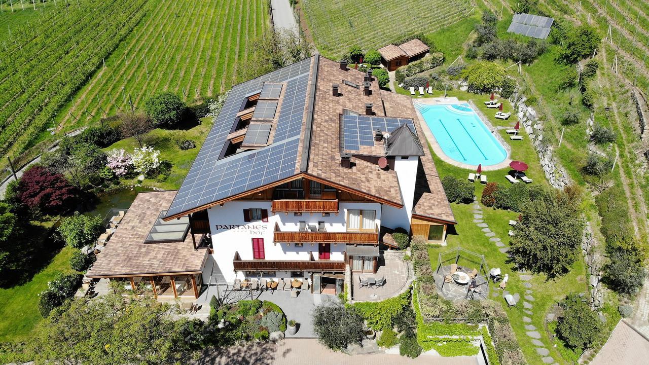 Hotel Garni Partaneshof Merano Exterior photo